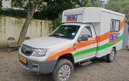 पासपोर्ट मोबाइल वैन की मदद से अब लोगों को पासपोर्ट बनवाने के लिए आवेदन करने में किसी प्रकार की परेशानी नहीं होगी