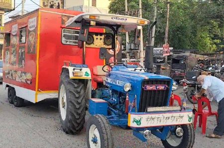 6 साल विदेश में रहने के बाद वह भारत अपने देश लौटा, ट्रैक्टर ट्रॉली पर मॉडिफाई करके बनाया Food Cart