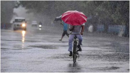आज से उत्तर भारत में बदलेगा मौसम, गरज के साथ होगी बारिश, गर्मी से मिलेगी राहत