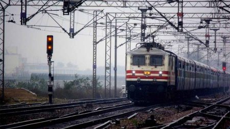 यात्रियों की मांग को ध्यान में रखते हुए साप्ताहिक ट्रेन में जुडेंगे 7 नए कोच, भोपालवासियों के लिए खुशखबरी
