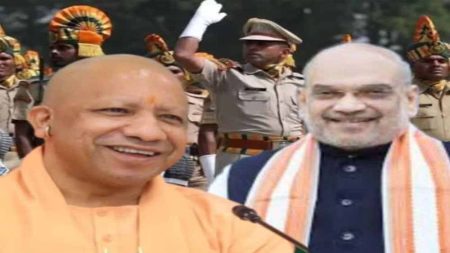 यूपी पुलिस के चयनित 60,244 आरक्षियों को सौपेंगे नियुक्ति पत्र, गृहमंत्री अमित शाह और मुख्यमंत्री योगी रहेंगे मौजूद