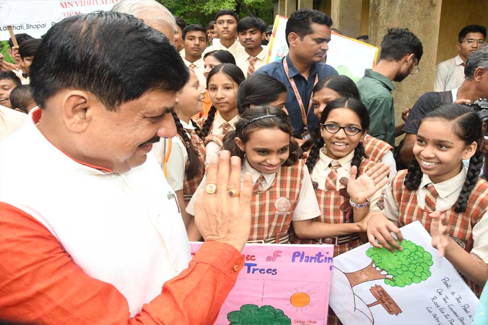 भोपाल में हरियाली की नई शुरुआत, CM बोले- गलतियों को सुधारे बिना नहीं चलेगा काम 1 22A 113