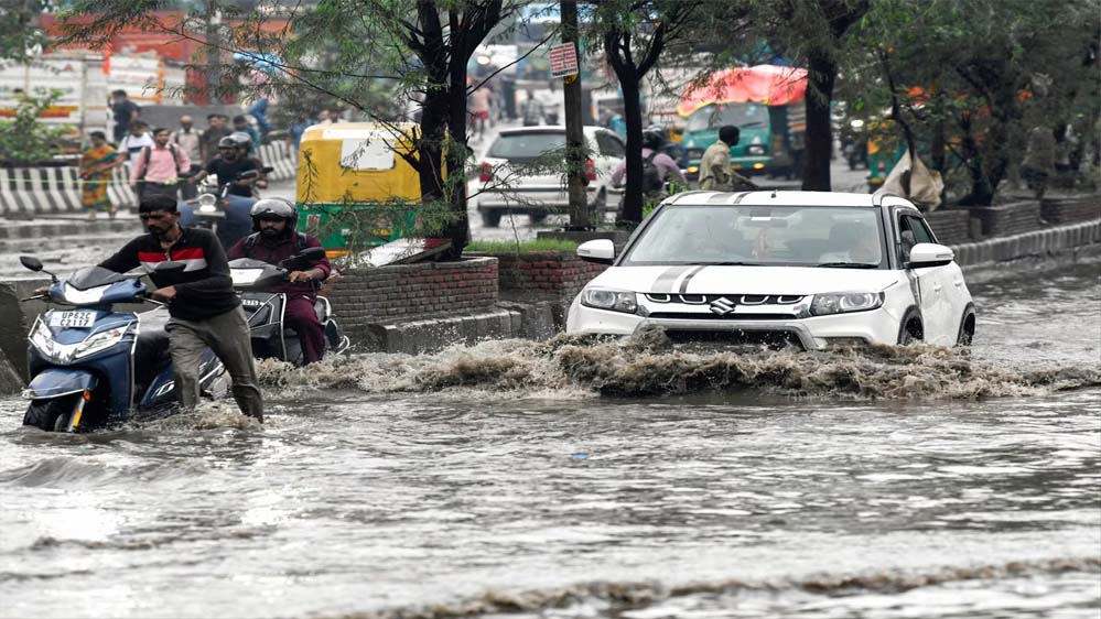 जबलपुर समेत कई जिलों में अलर्ट, शिवपुरी डैम के गेट खोले गए 1 24A 59