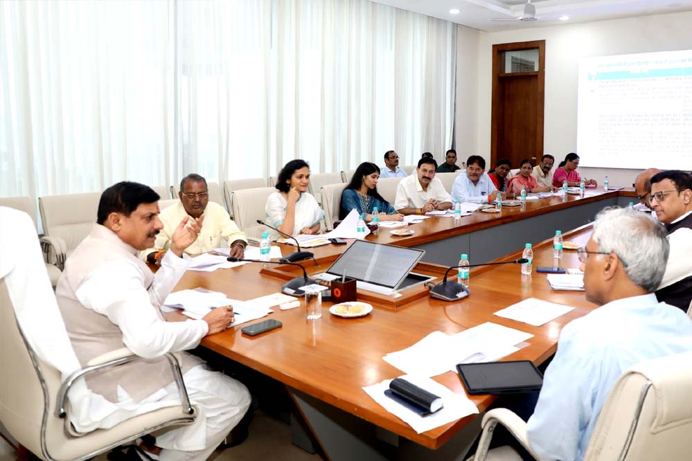 दिव्यांगजन ईश्वर का स्वरूप, इनकी सेवा ही सच्ची भक्ति: मुख्यमंत्री डॉ. यादव 1 29A 3