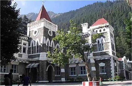 हाई कोर्ट ने गंगा बचाने के लिए दिया अहम निर्देश