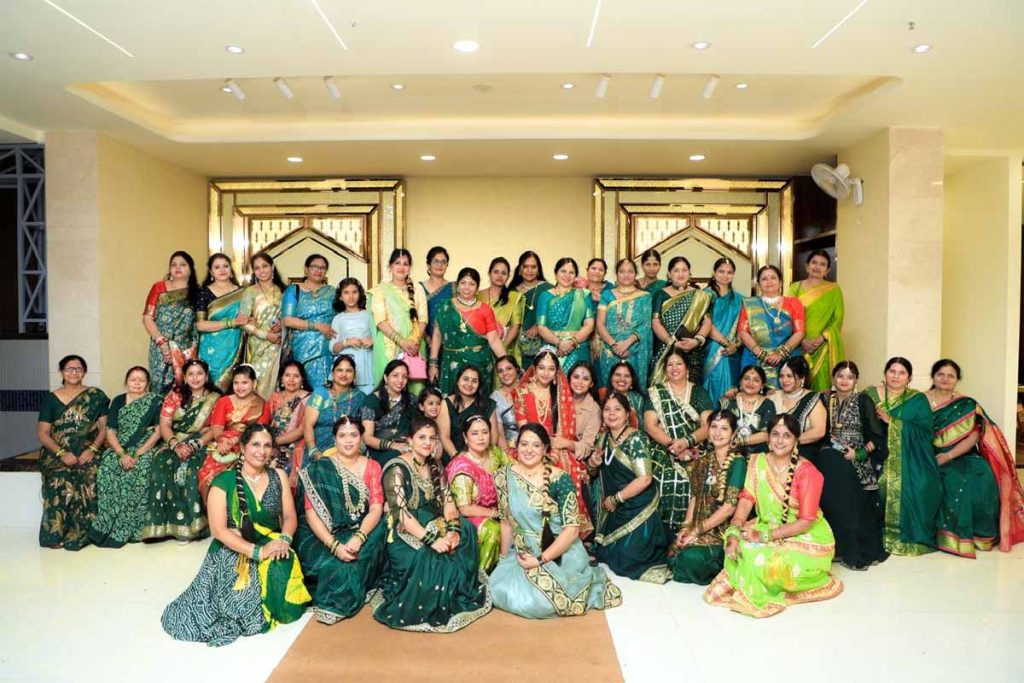 भोपाल में हरीयाली तीज की धूम, हरे परिवेश, झूले और गीतों से गूंजा सेलिब्रेशन हॉल