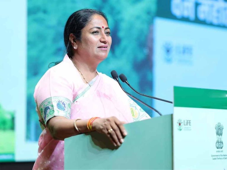 LG ने सीएम रेखा गुप्ता से जताई चिंता