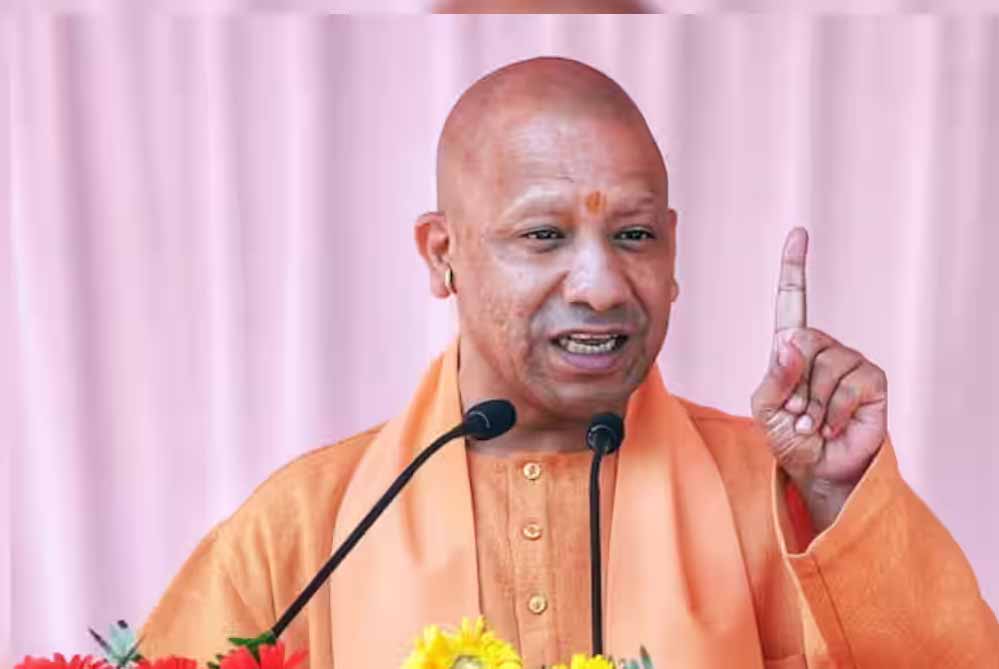 गोरखपुर को आज 252 करोड़ की सौगात देंगे CM योगी, सफाई मित्रों-पार्षदों का करेंगे सम्मान 1 yogi cm 132 1 5