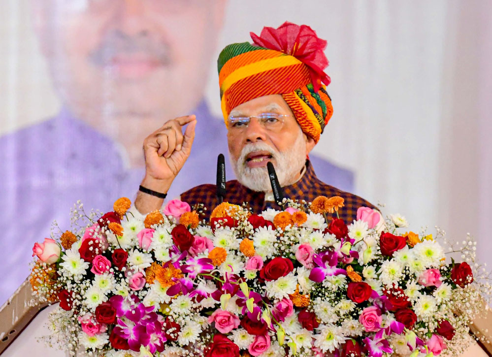 बिहार और बंगाल के लिए PM मोदी की बड़ी घोषणाएँ, पुल और मेट्रो परियोजनाएँ शामिल 1 modi 18A 2