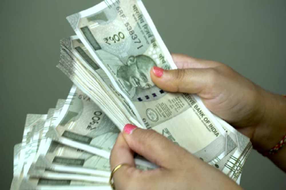 राज्यों को मिला 4.28 लाख करोड़ रुपये से अधिक का कर राजस्व, केंद्र ने किया ट्रांसफर 1 mony2 6