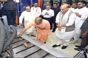 ड्रोन टेक्नोलॉजी में आत्मनिर्भर बनेगा भारत, राजनाथ सिंह और योगी आदित्यनाथ ने किया शुभारंभ